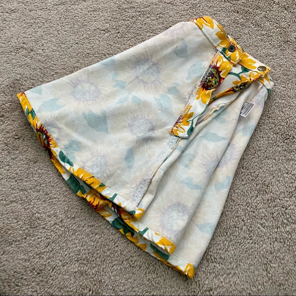 American Apparel Sunflower Skirt - Picture 7 of 9